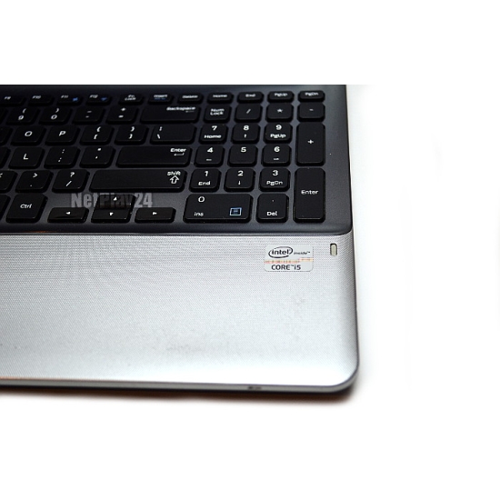 Laptop Samsung Ośmio i7 SSD-512GB Radeon 6GB Win10 Notebook