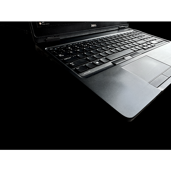 Laptop Dell Core i5 7gen DDR4-8GB Win11 SSD USB-C Notebook